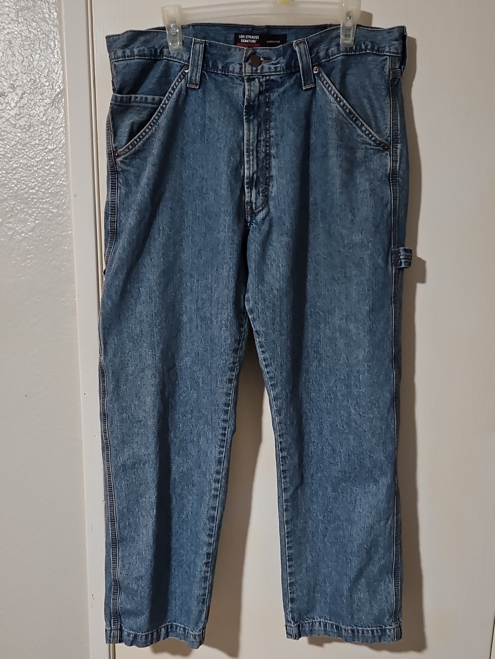 Signature by Levi Strauss & Co.
Relaxed Fit Carpenter / Utility Jeans 36x30